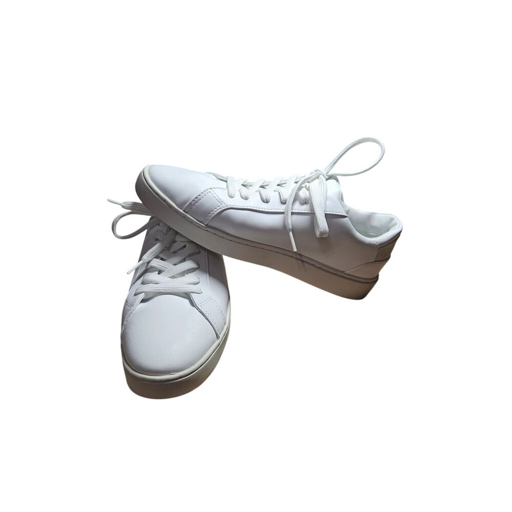 Thousand Fell Mens Sneakers White NWOB Size 10.5 Medium